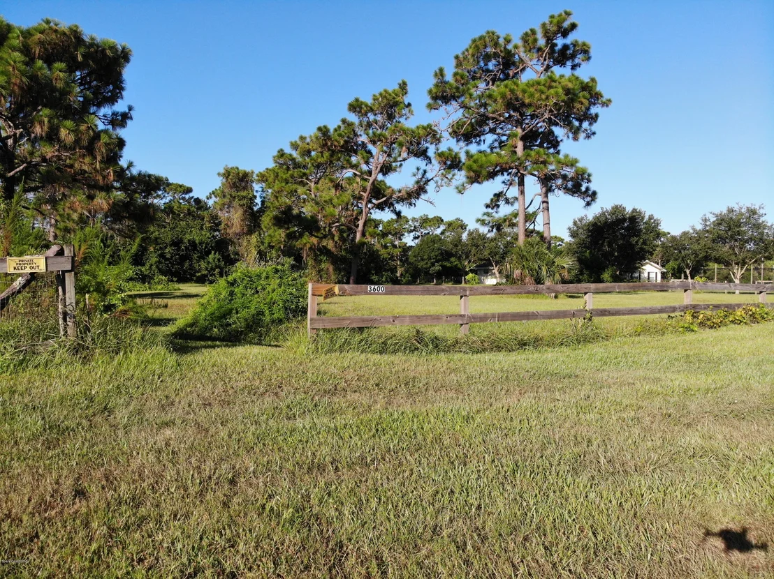 Photo of 3600 Turtle Mound Road