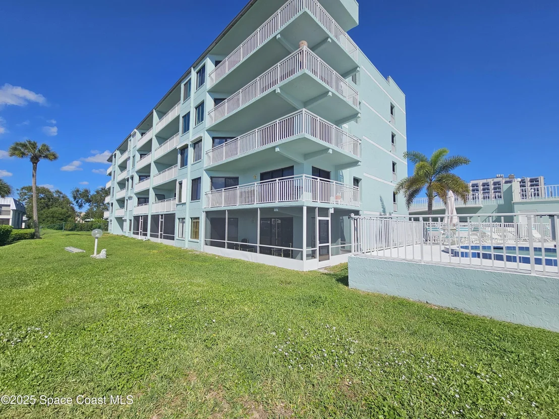 Photo of Unit 2101 at 1750 Commodore Boulevard