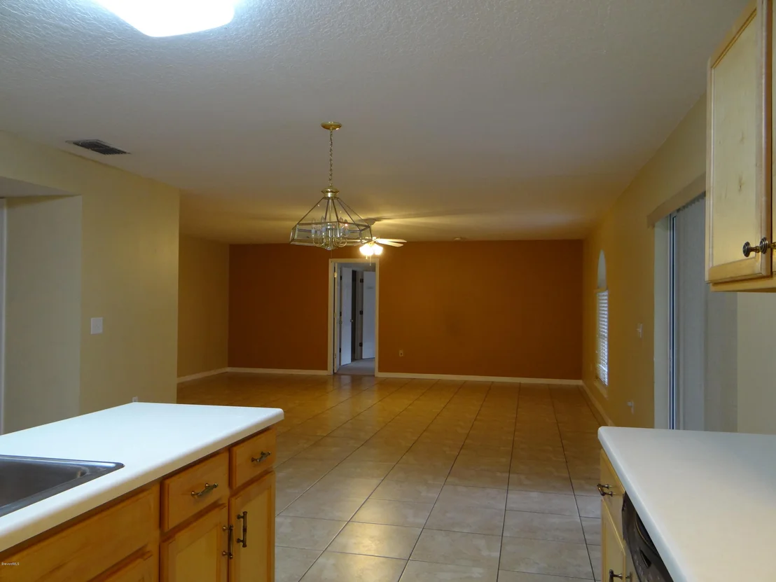 Photo of 1828 Maeve Circle