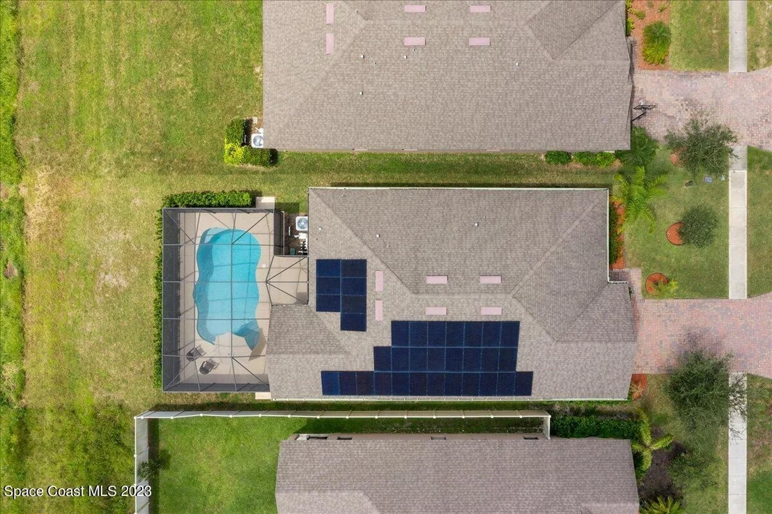 Photo of 930 Dillard Drive SE