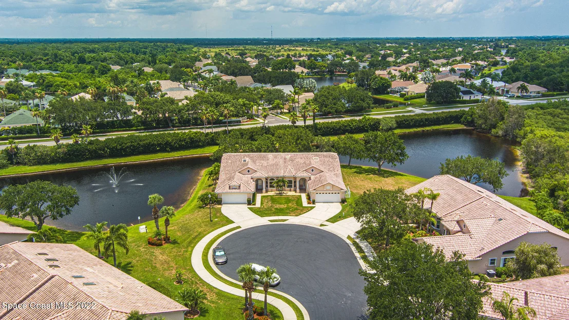 Photo of 557 Willis Way
