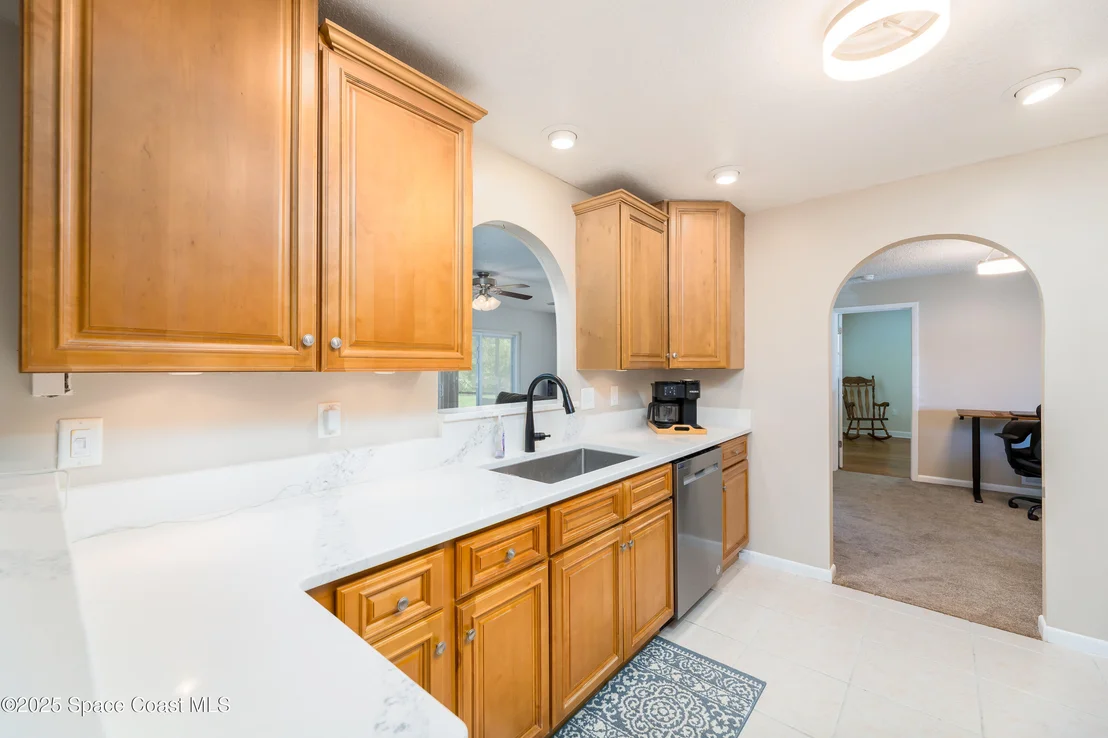 Photo of 1368 Gleneagles Way