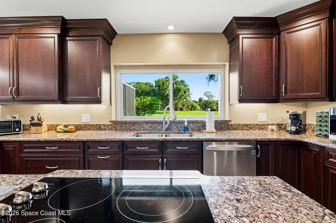 Photo of 1088 Fairlawn Drive
