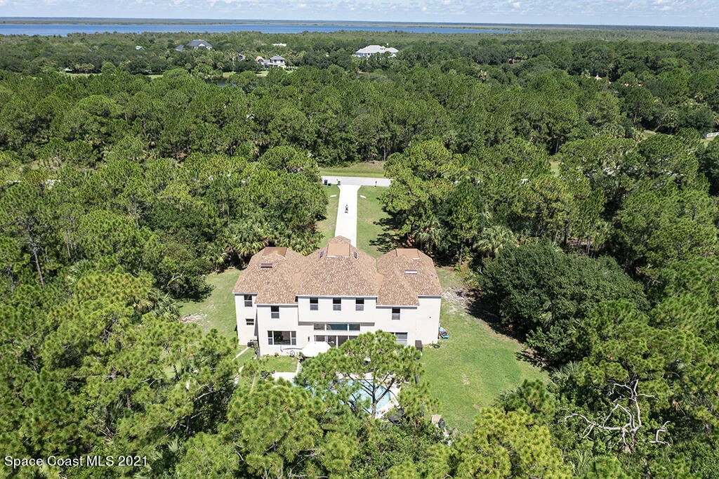 Photo of 5545 Willoughby Drive