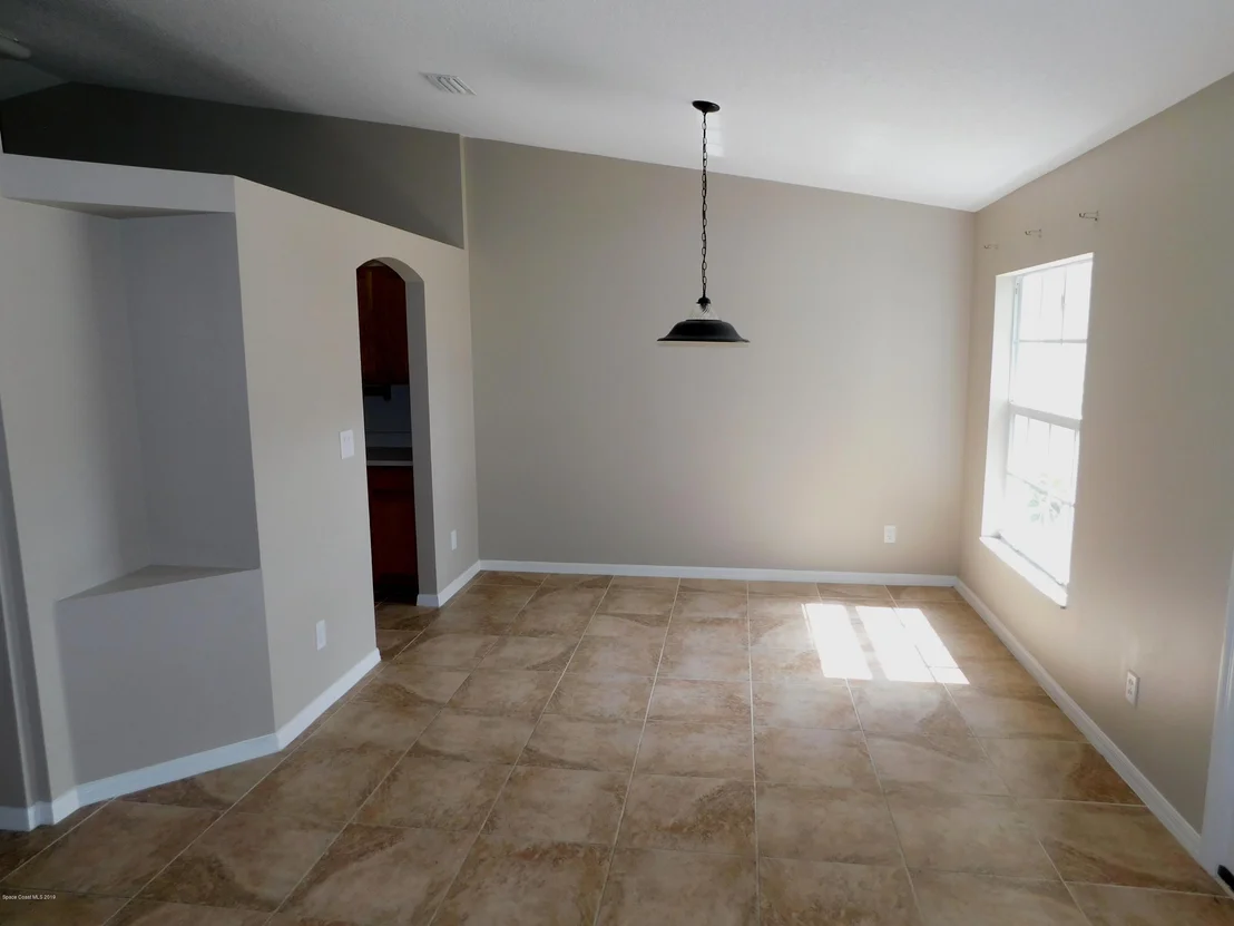 Photo of 1083 Del Mar Circle