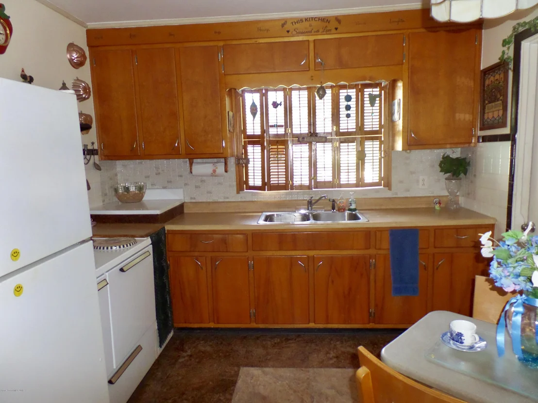Photo of 2457 Kaiser Road