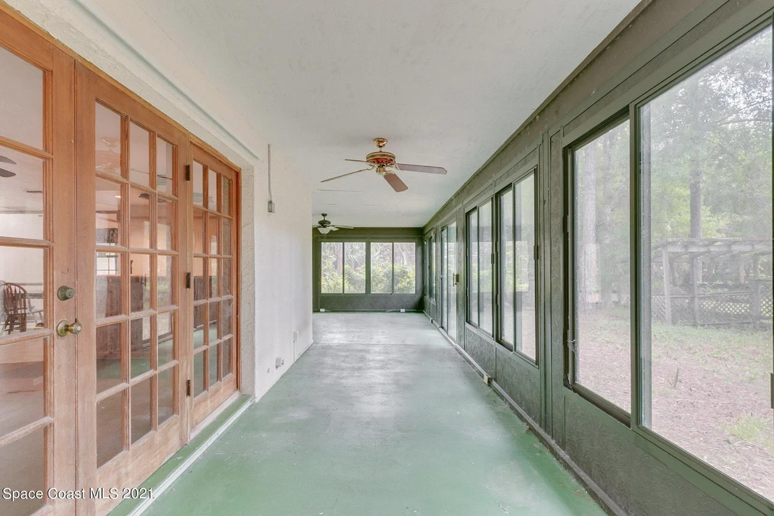 Photo of 2650 Washington Street