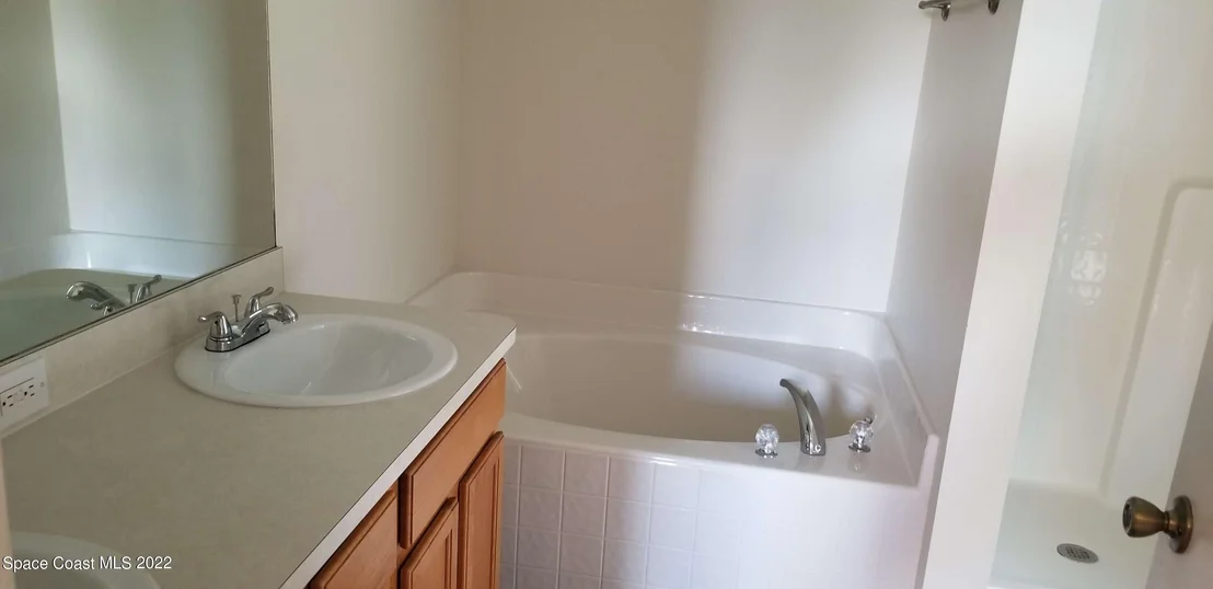 Photo of 6150 Edison Street