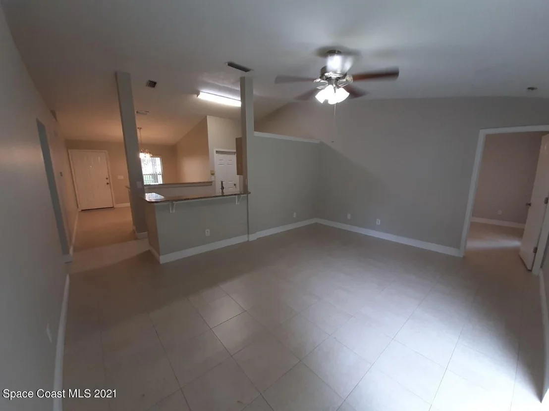 Photo of 6985 Hammock Trace Drive