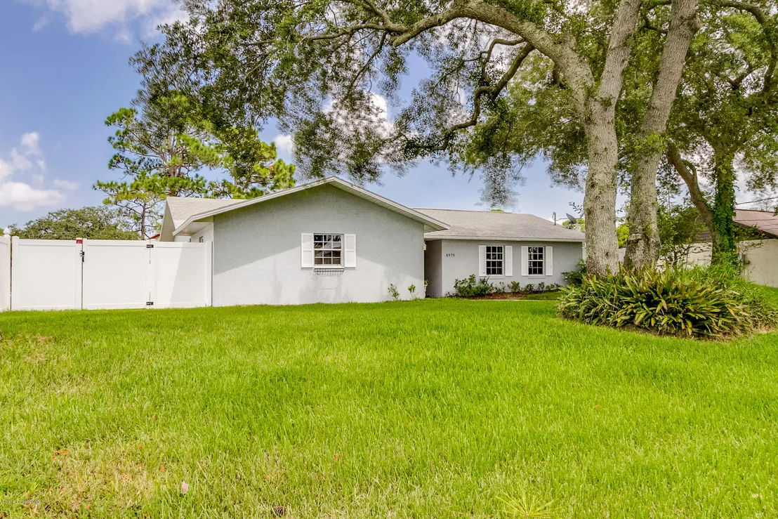 Photo of 6595 Grissom Parkway