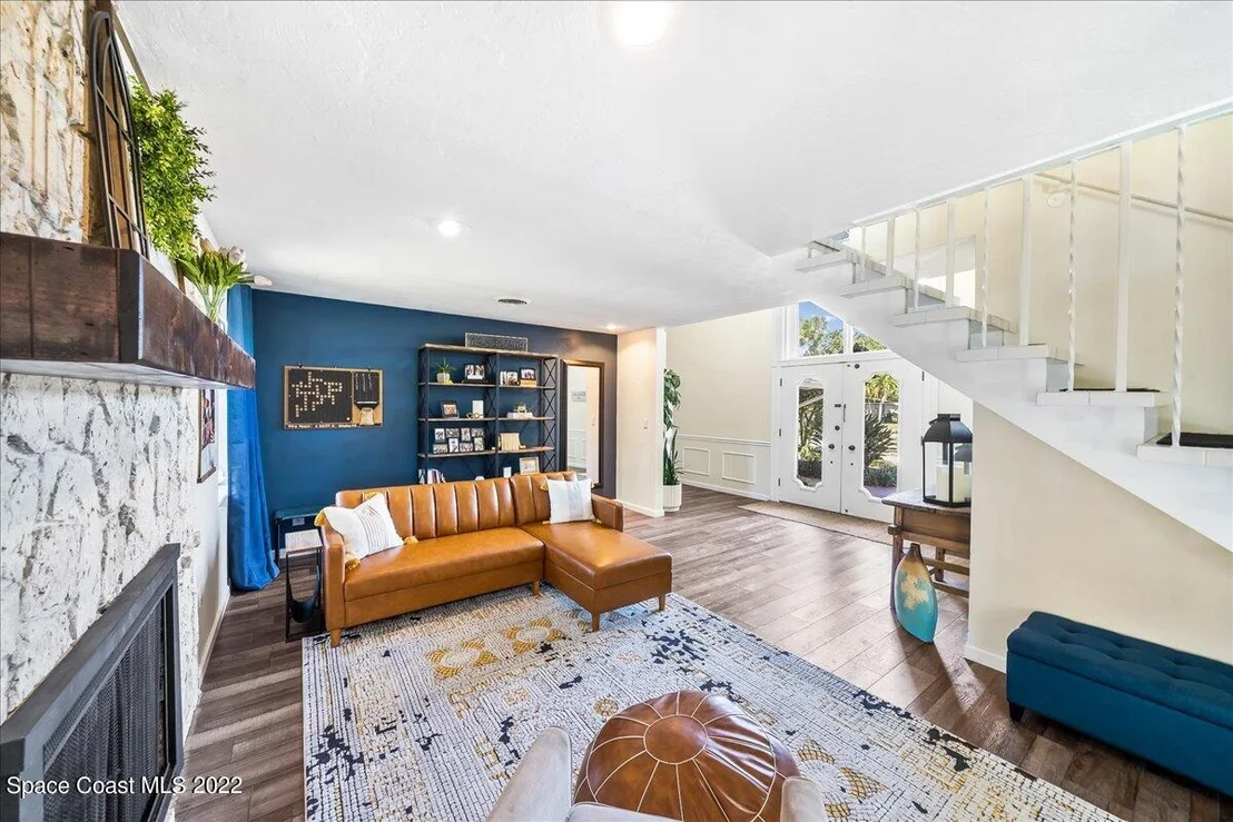 Photo of 311 Cocoa Avenue