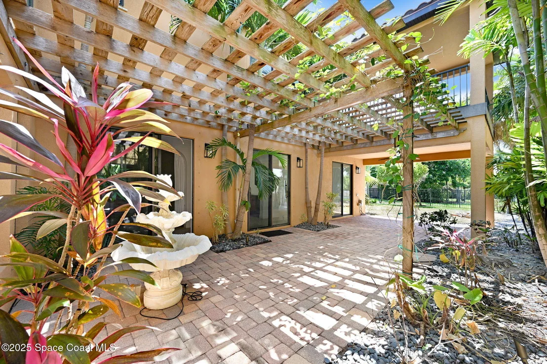 Photo of 696 Palos Verde Drive