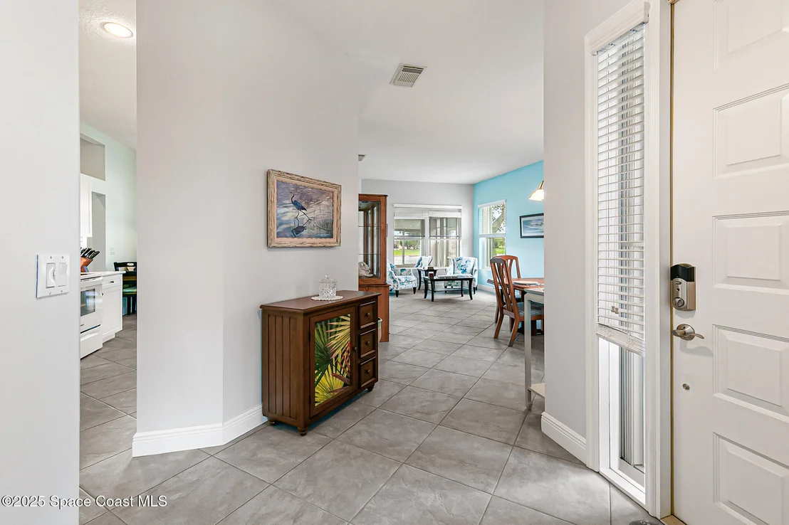 Photo of 2596 Addington Circle