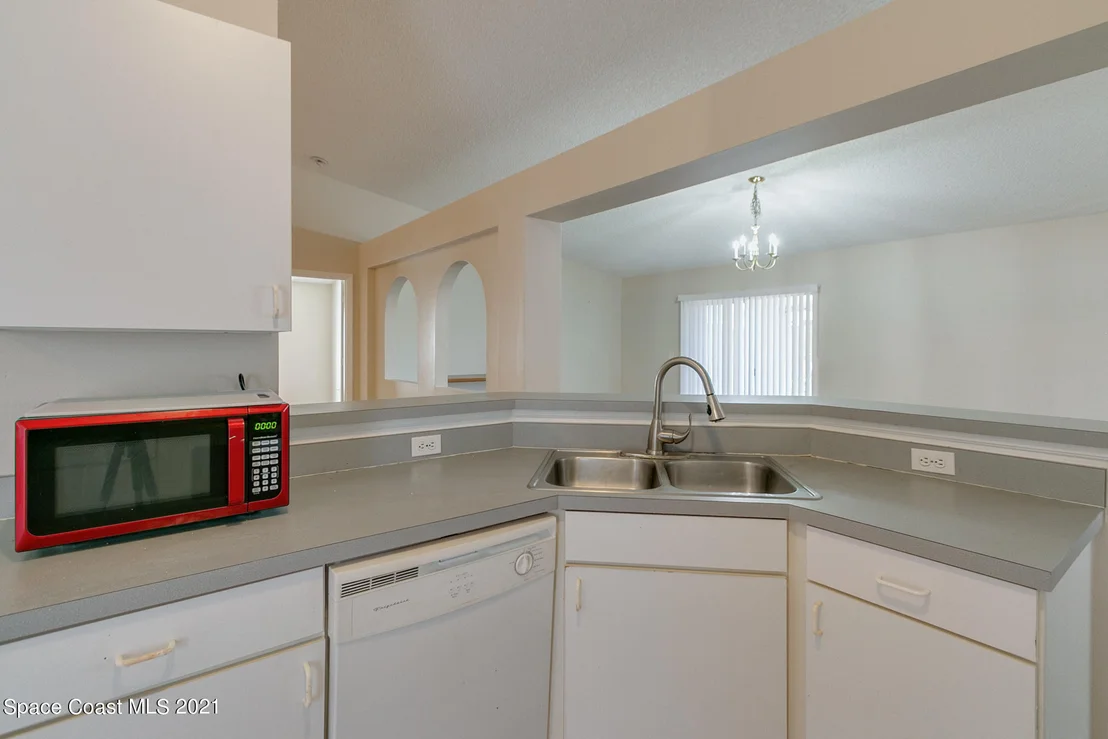 Photo of 8511 Ivanhoe Drive