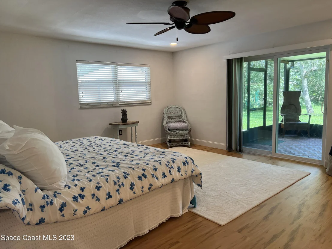 Photo of 526 Sunset Boulevard