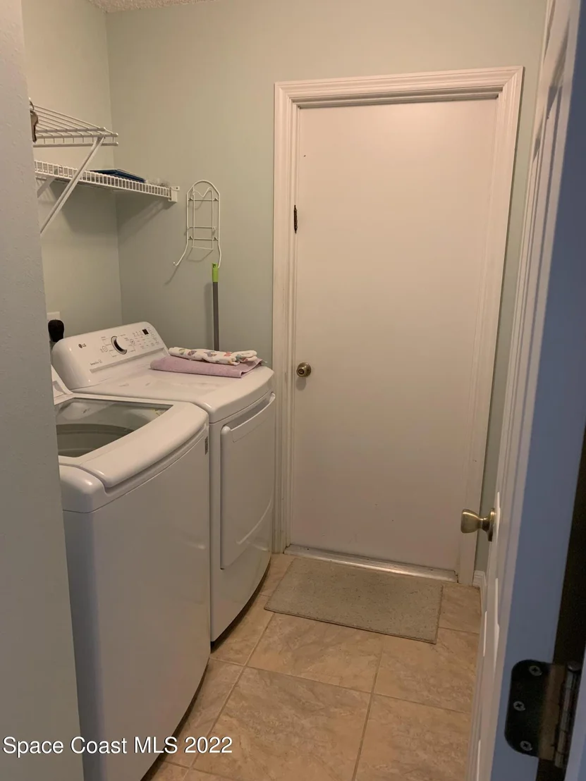 Photo of 982 Shaw Circle