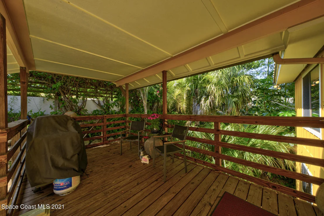 Photo of 2006 N Indian River Drive