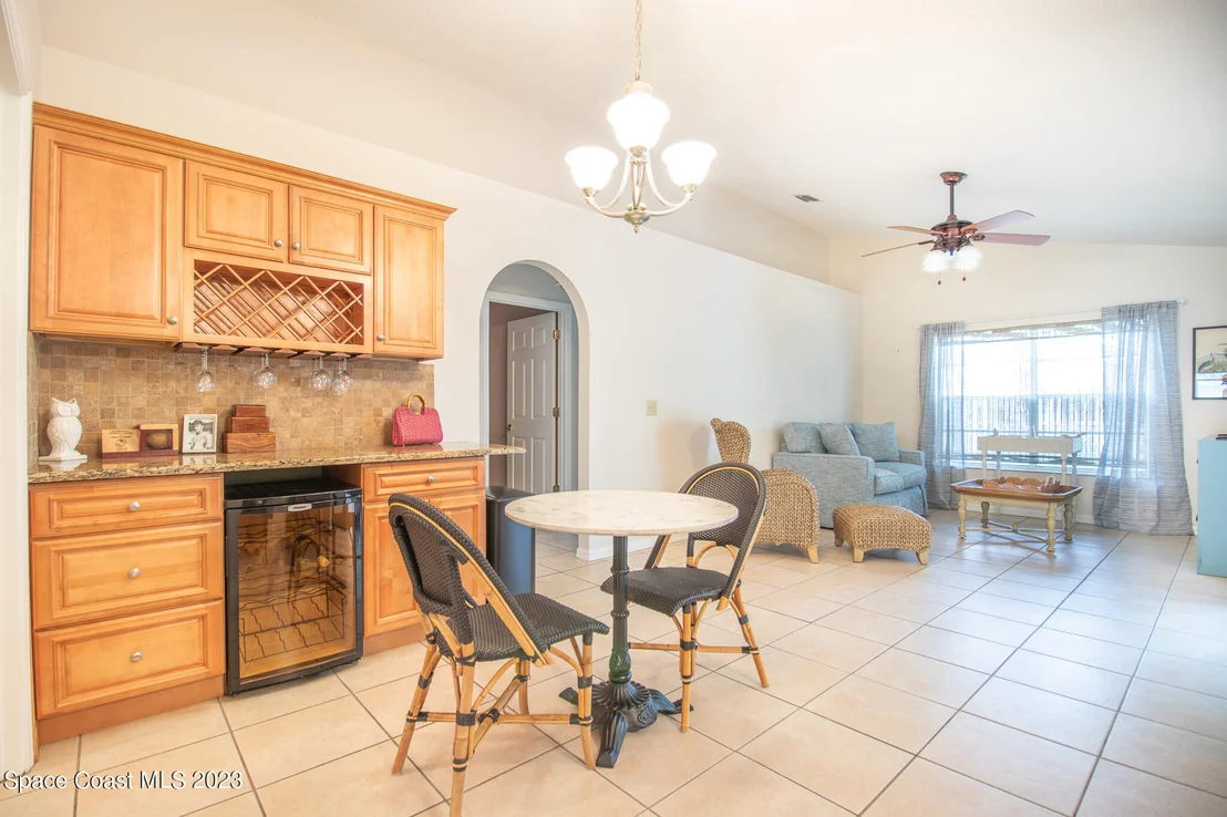Photo of 4290 Silver Lake Drive