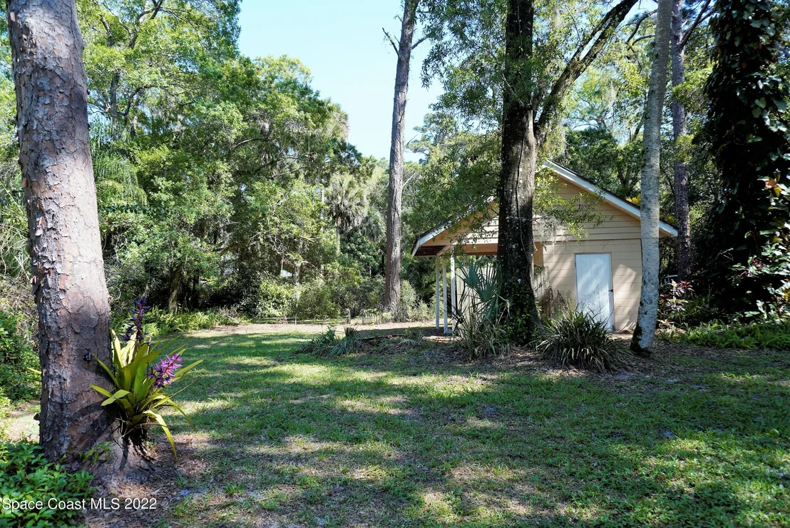 Photo of 686 Hammock Road
