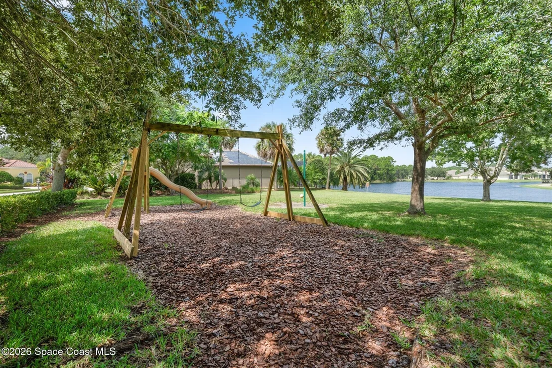 Photo of 1185 Dromin Lane