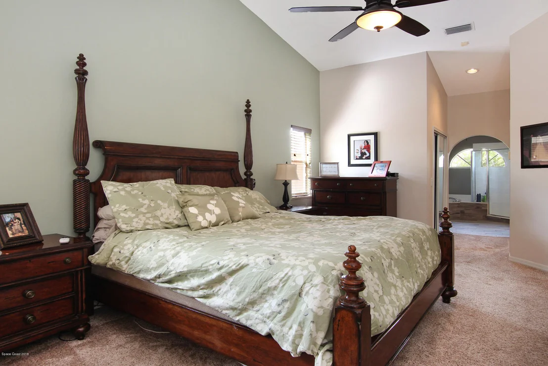 Photo of 971 Somerset Lane