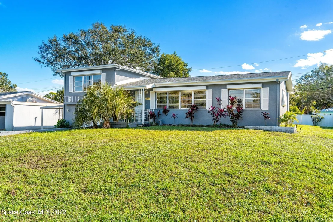 Photo of 405 Bunker Street