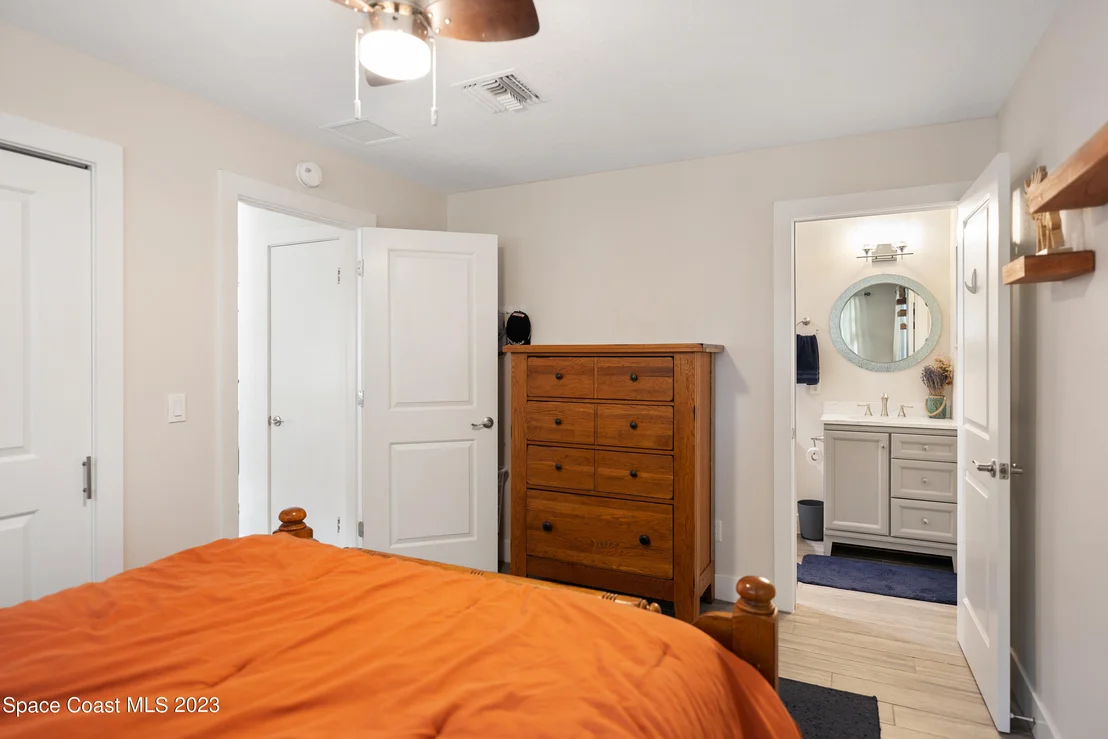 Photo of 1325 Estridge Drive