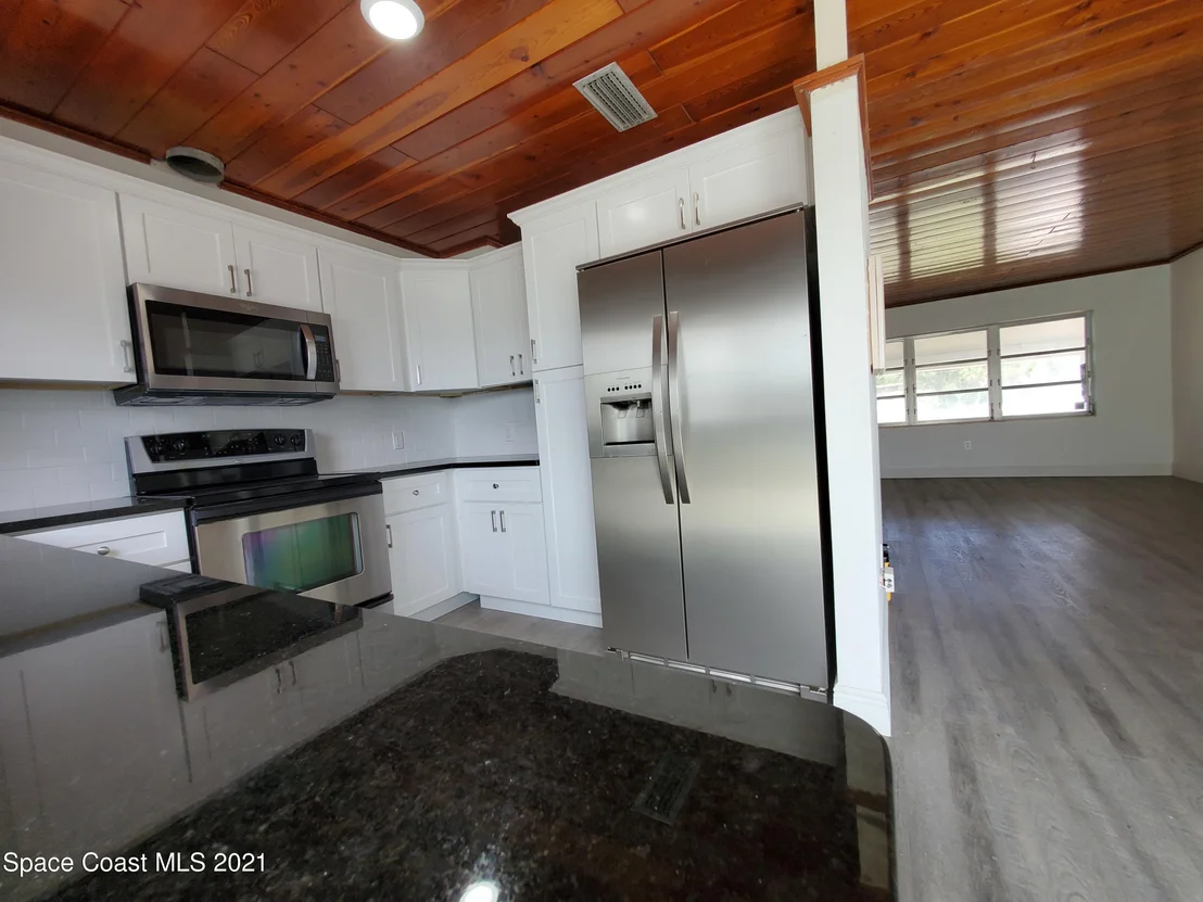 Photo of 2511 Vernon Drive NE