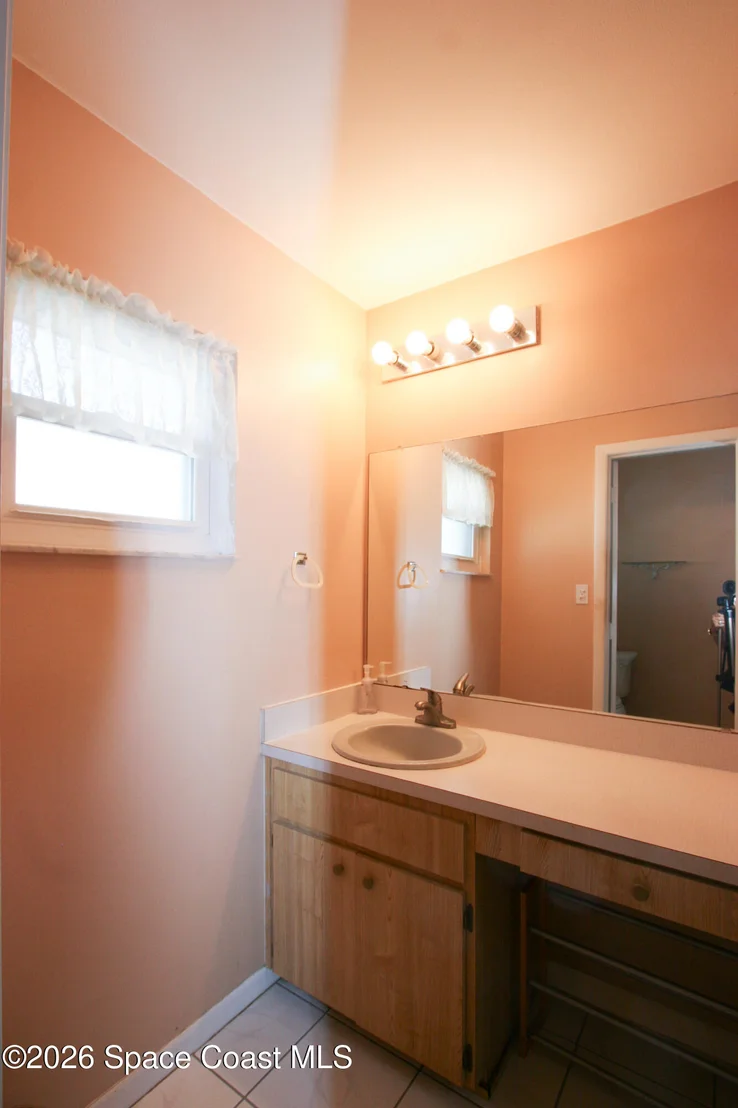 Photo of 819 Gardener Road