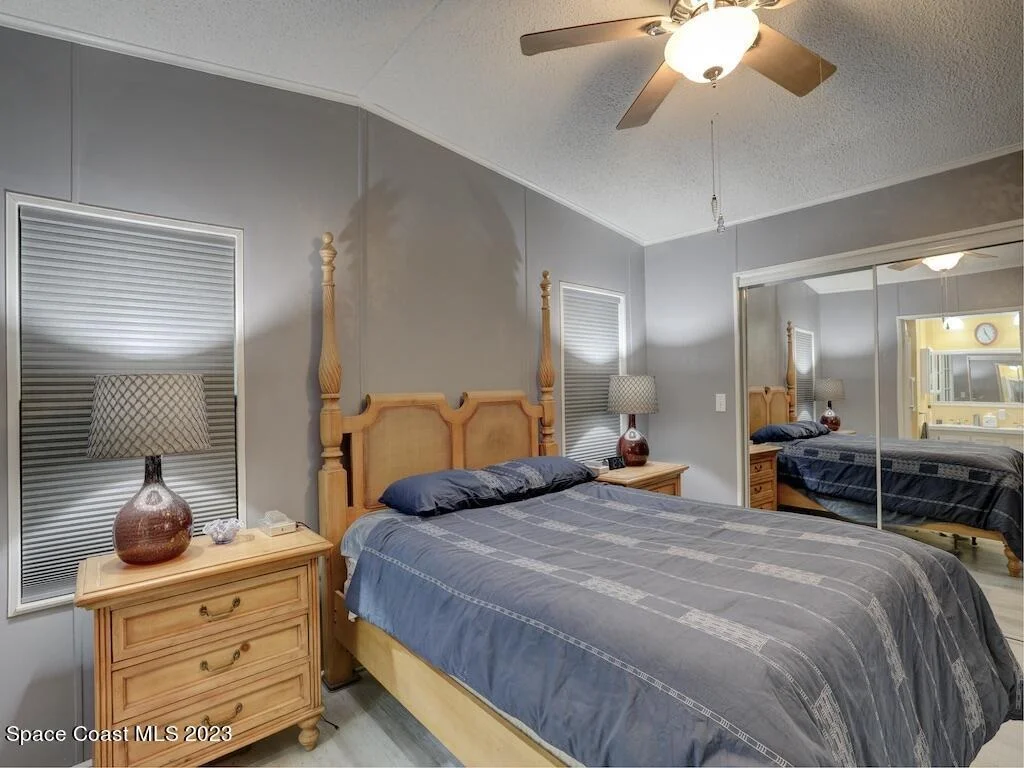 Photo of 5377 Bison Street