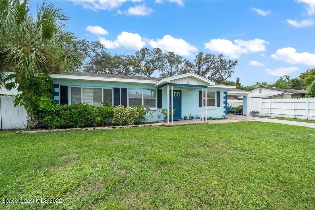 Photo of 1057 Riverdale Drive