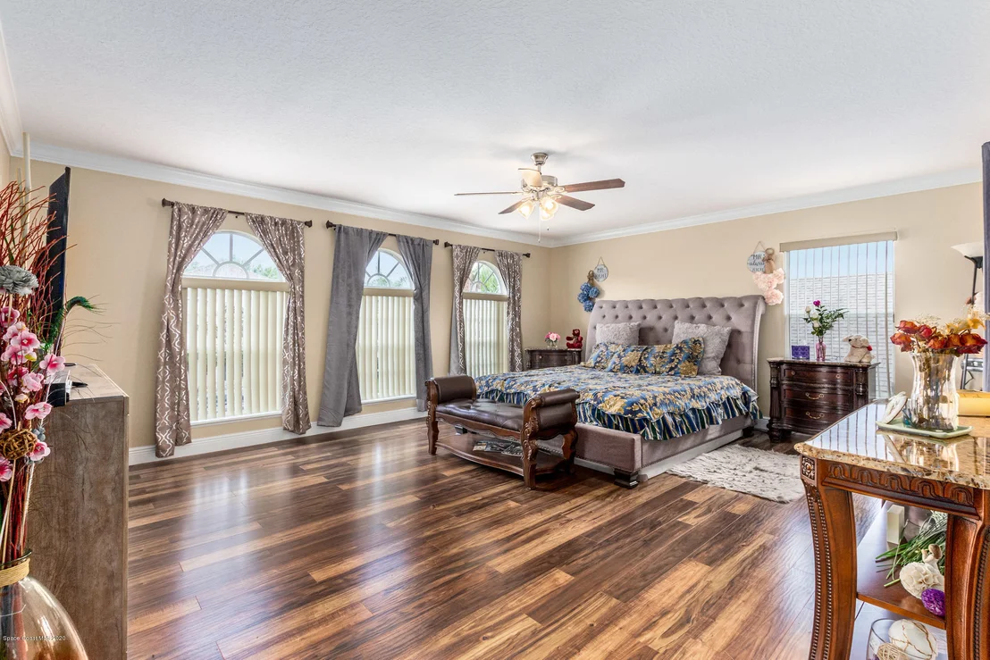 Photo of 143 Morgan Circle