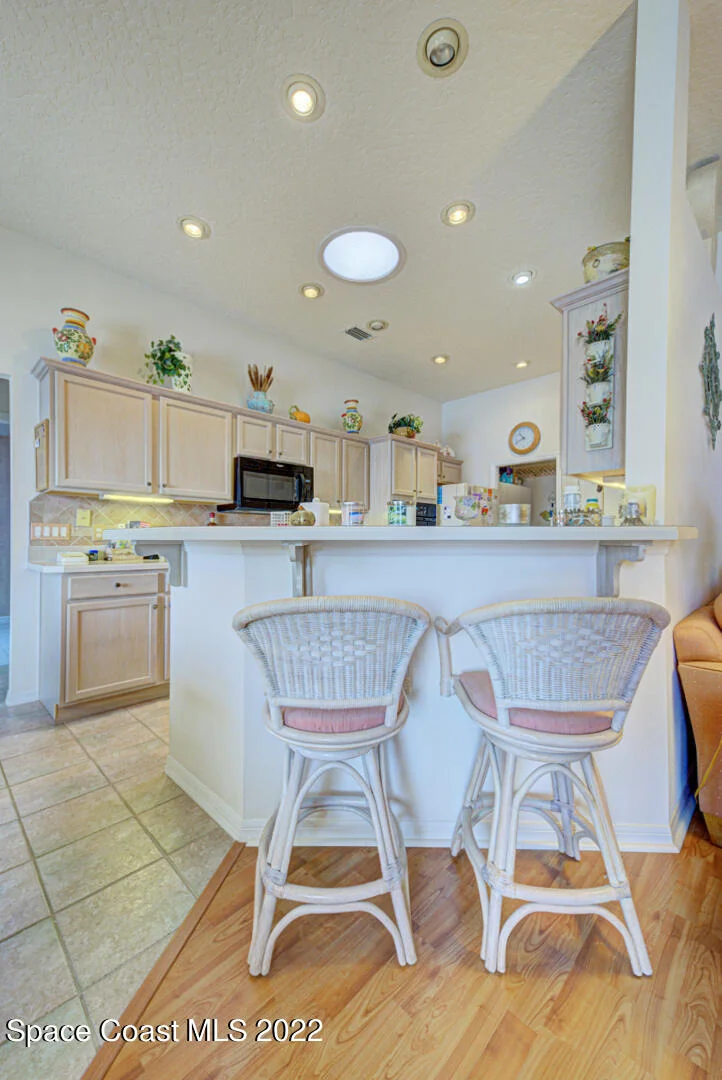 Photo of 5948 Newbury Circle