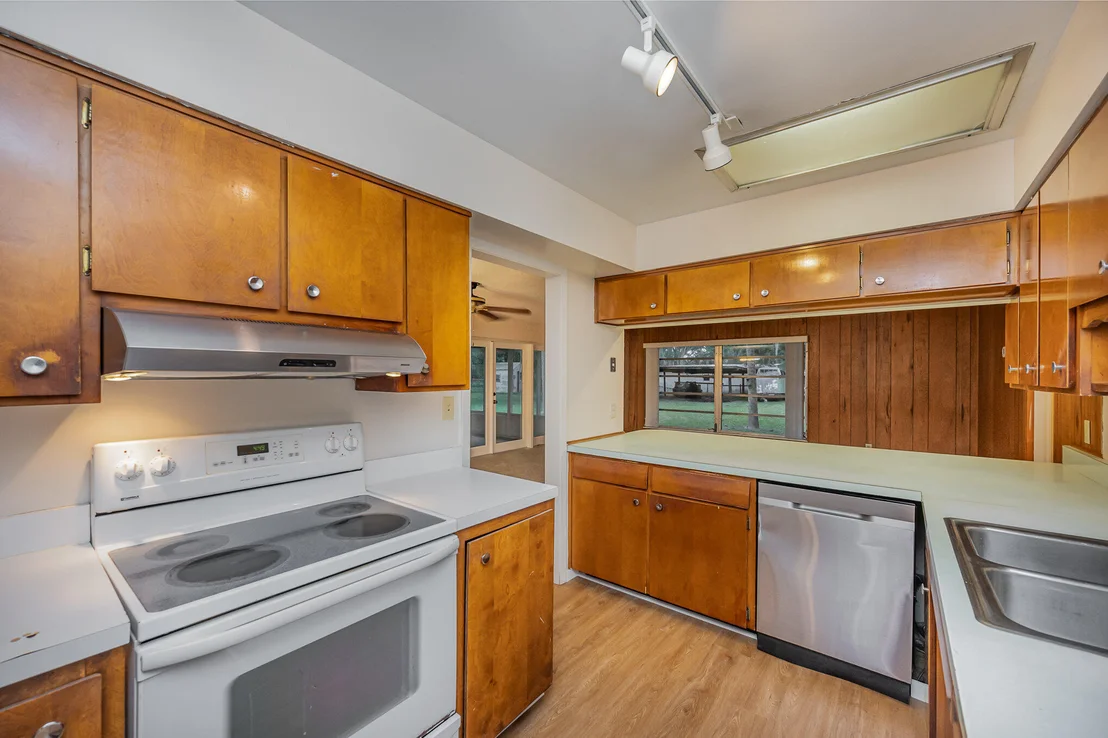 Photo of 4225 Burkholm Road