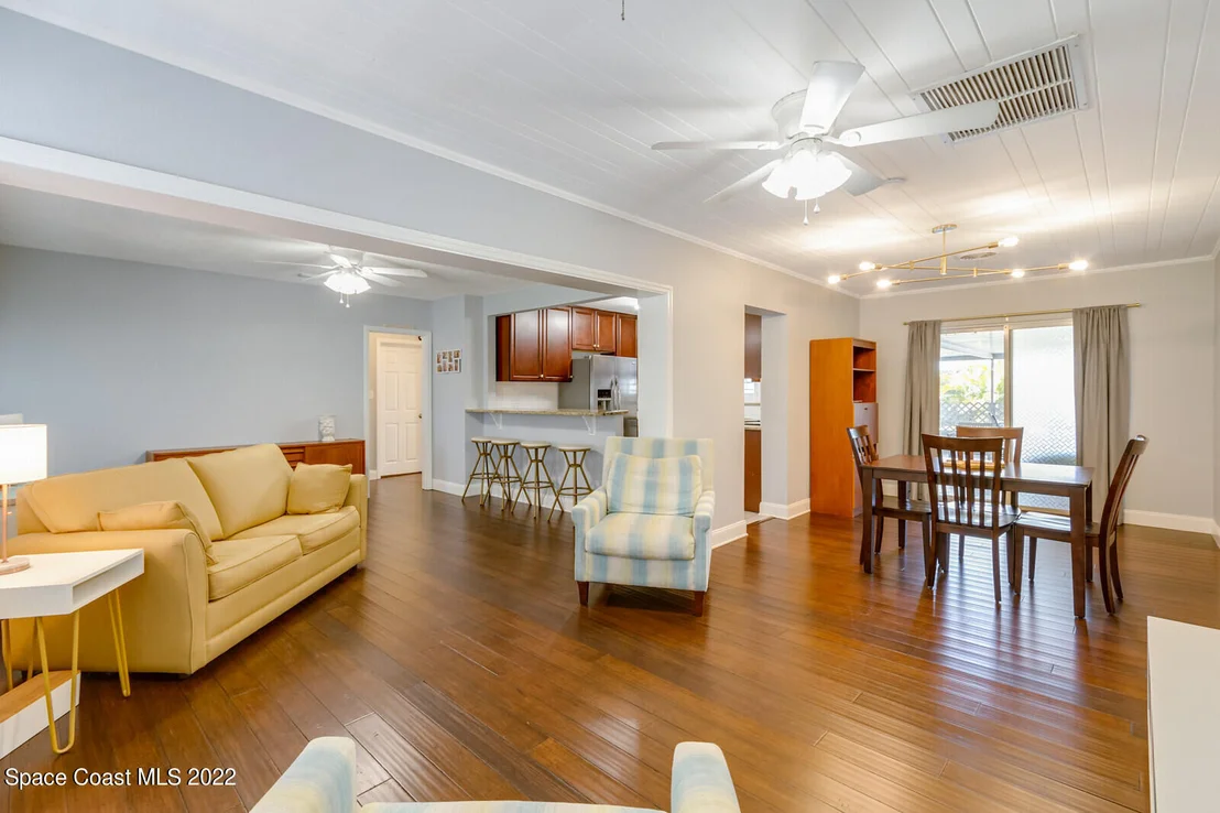 Photo of 505 Coral Drive