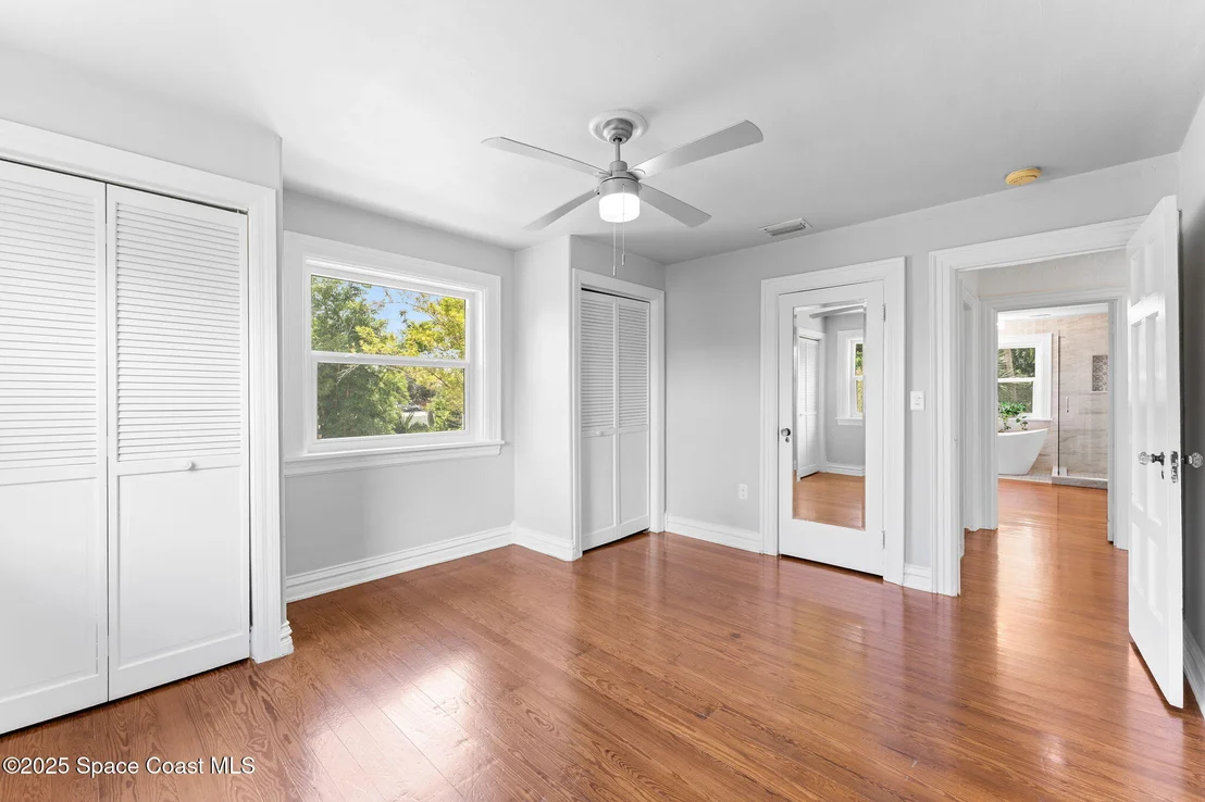 Photo of 121 Circle Drive