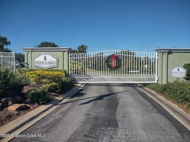 Photo of 3351 Deer Lakes Drive E
