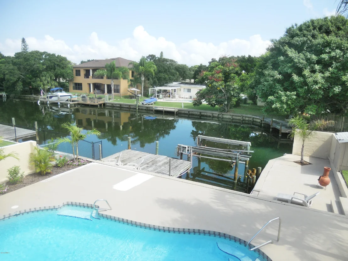 Photo of 103 Holiday Lane