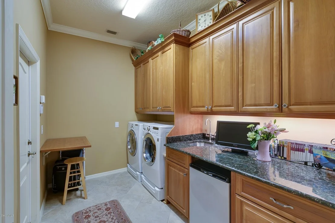 Photo of 16 Summer Place