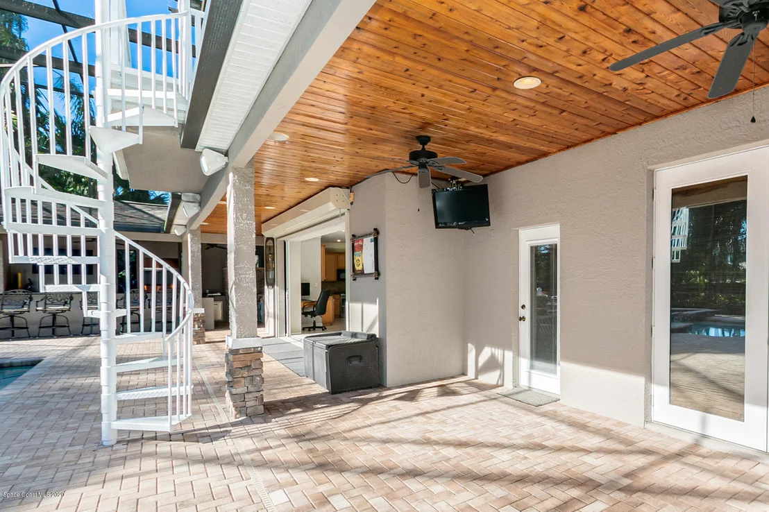 Photo of 5905 Newbury Circle