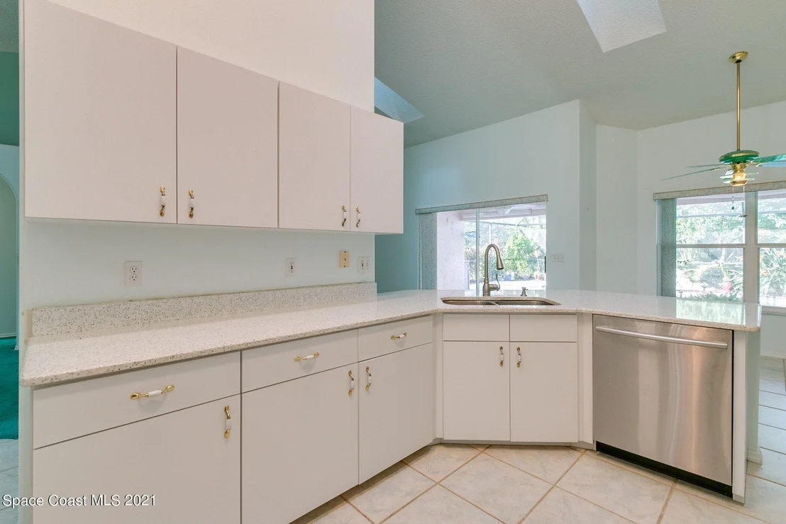 Photo of 842 Potomac Drive