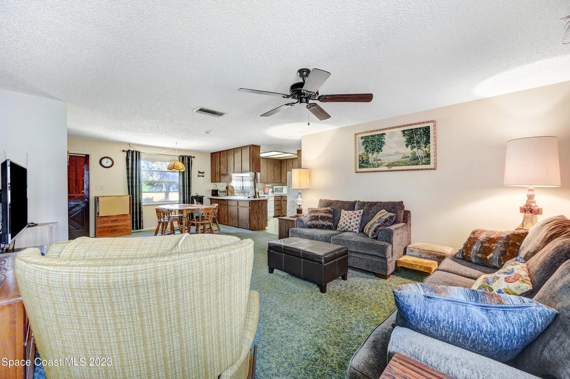 Photo of 2150 Lake Drive