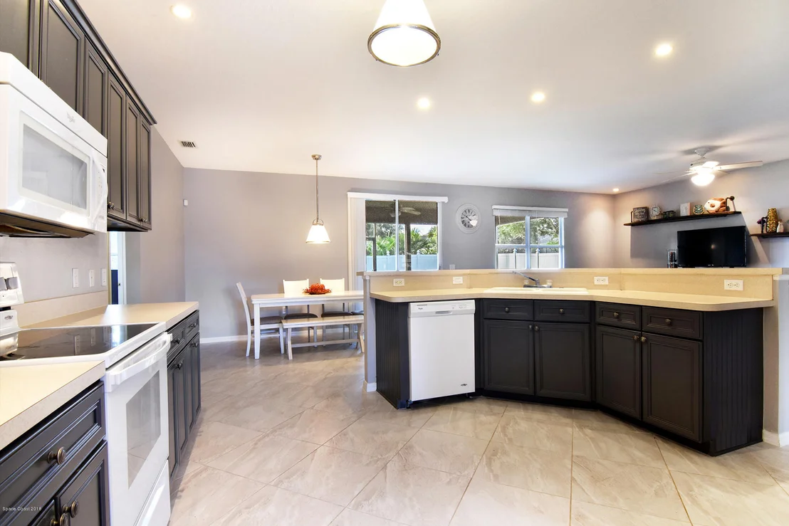 Photo of 1410 Whitman Drive