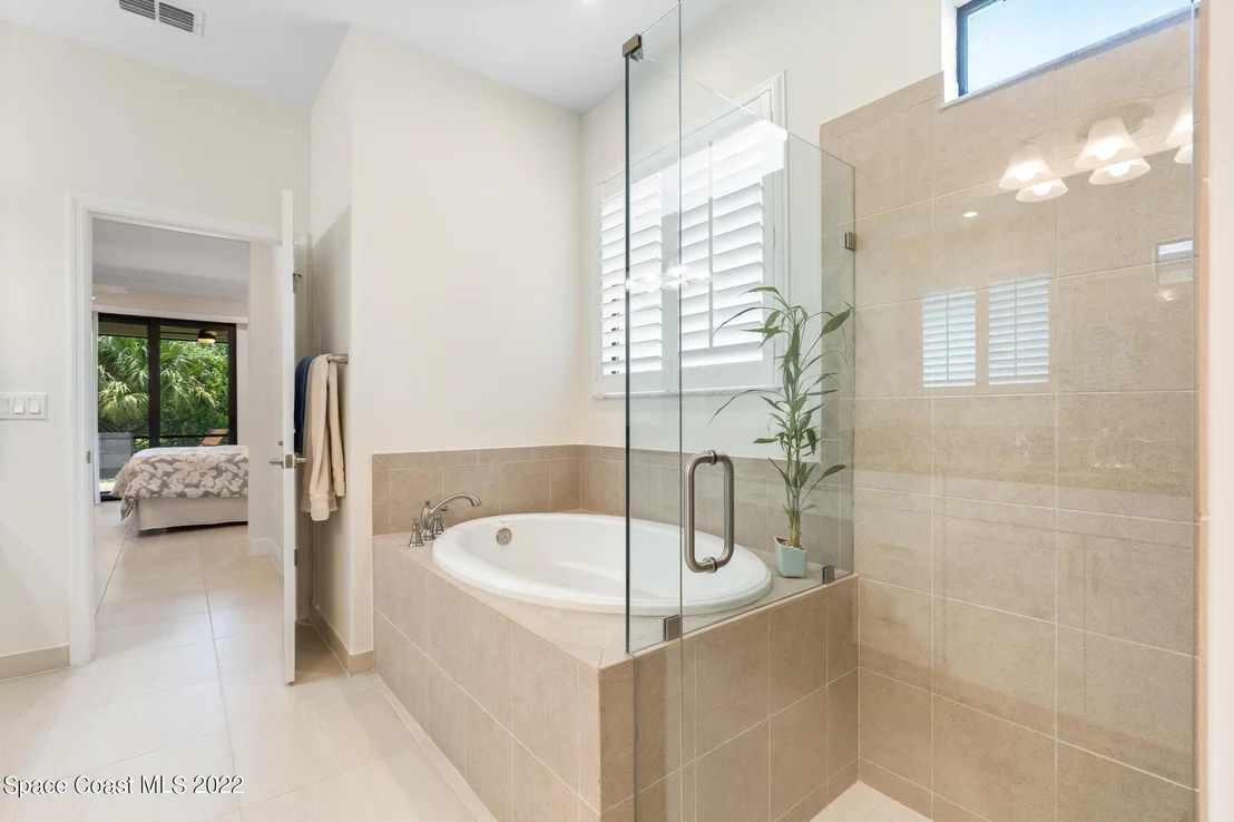 Photo of 1645 Willows Square