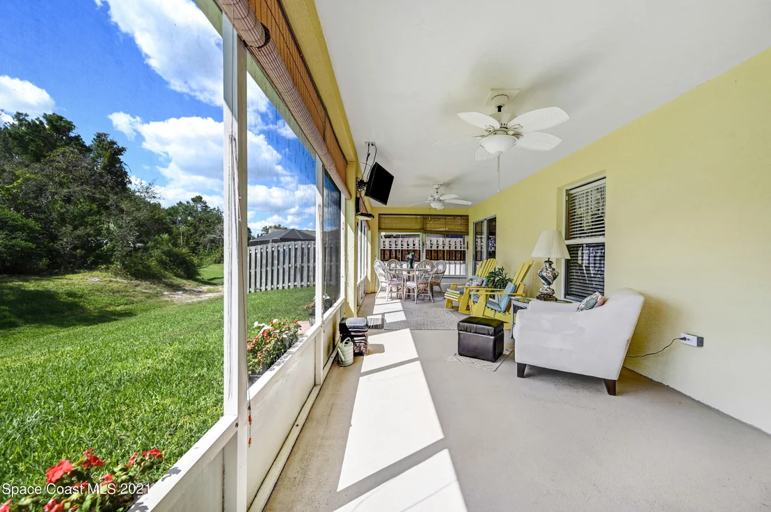 Photo of 2231 Spring Creek Circle NE