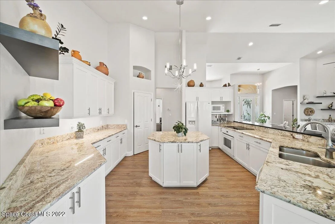 Photo of 302 Sandhurst Drive