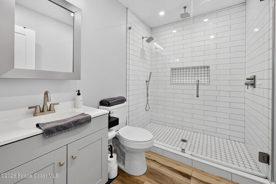 Photo of 301 Par Avenue