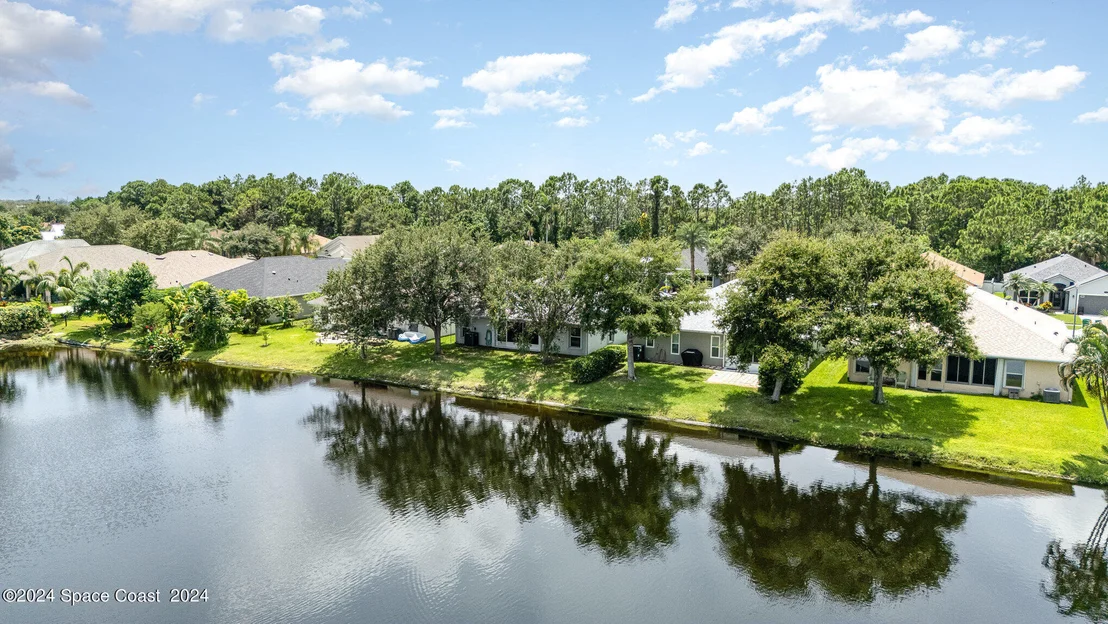 Photo of 2370 Stratford Pointe Drive