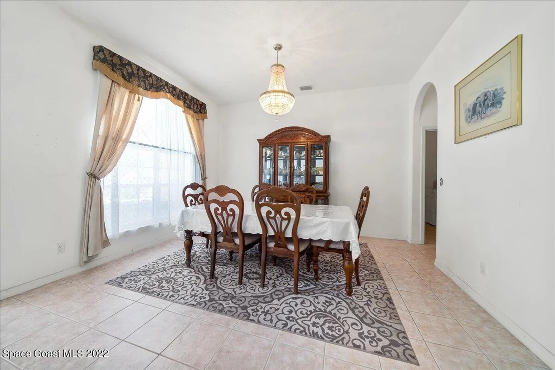 Photo of 1010 Spring Oak Drive