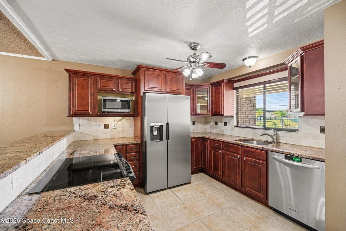 Photo of Unit 209 at 100 Canebreakers Drive